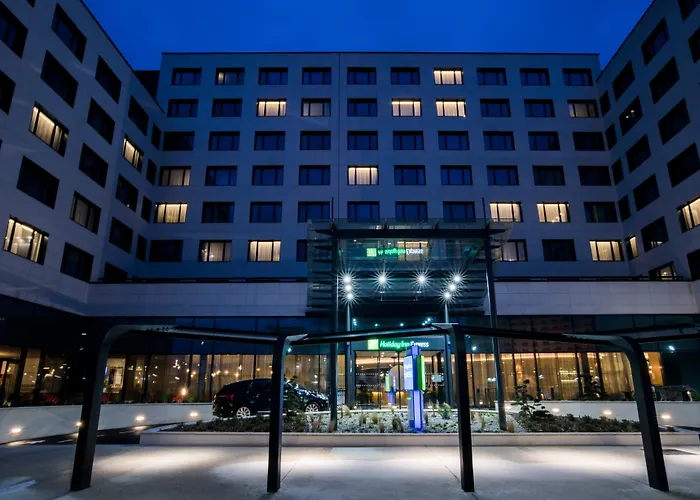 Holiday Inn Express - Paris - Cdg Airport By Ihg Roissy-en-France
